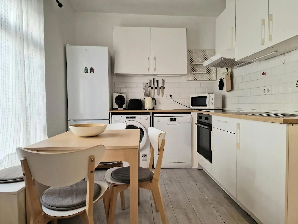 Nice 2-Bedroom Apartment In Downtown Seville Dionisio 0*,