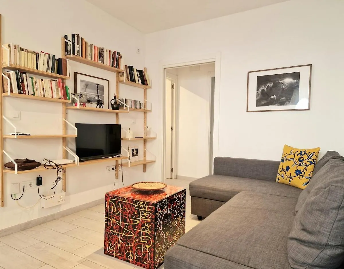 Nice 2-Bedroom Apartment In Downtown Seville Dionisio