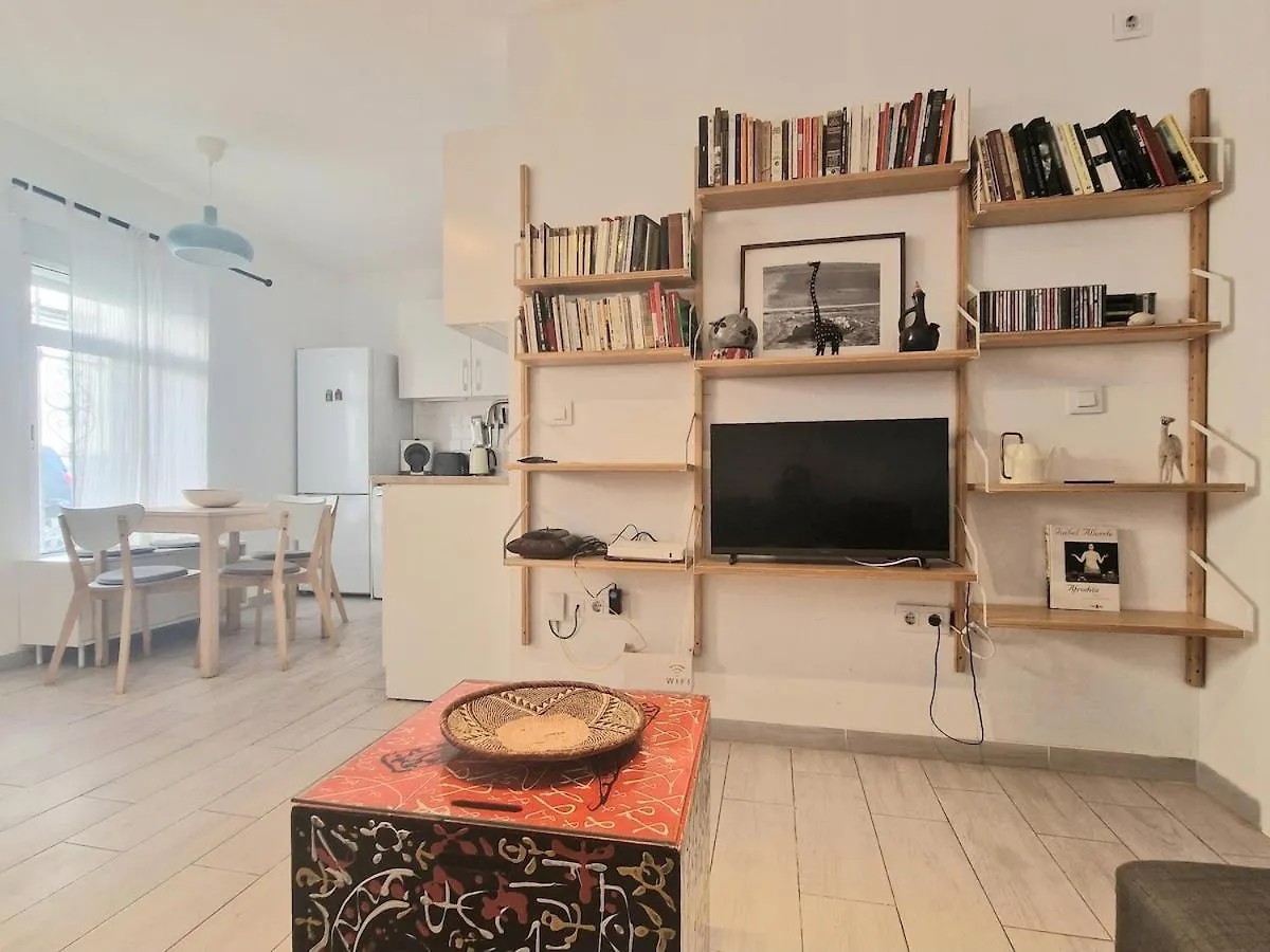 Nice 2-Bedroom Apartment In Downtown Seville Dionisio
