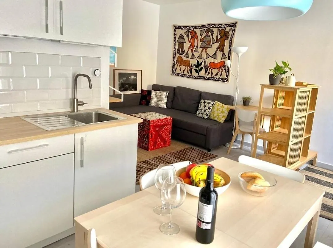 Nice 2-Bedroom Apartment In Downtown Seville Dionisio